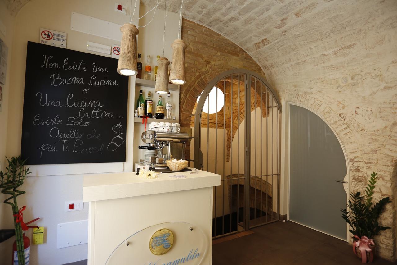 Il Maramaldo Bed&Breakfast-Restaurant Lajatico Zewnętrze zdjęcie